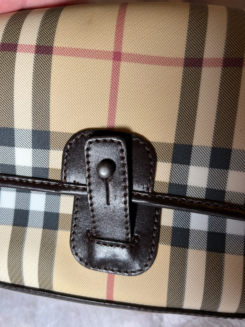 399. Burberry Beige Nova Check Crossbody w/coa - Picture 11 of 11